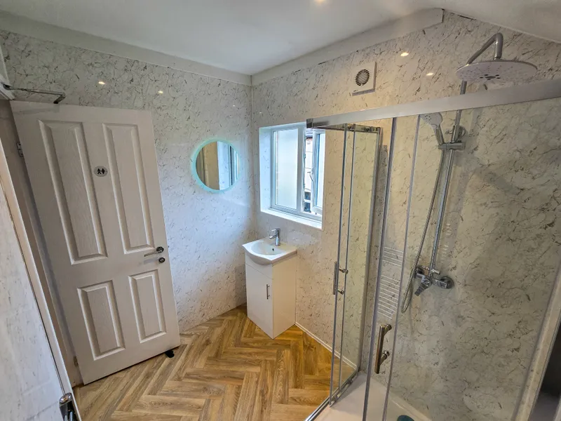 1 Room in 5 bed Ensuite house - Sherwin Grove NG7 2EZ - Image 4